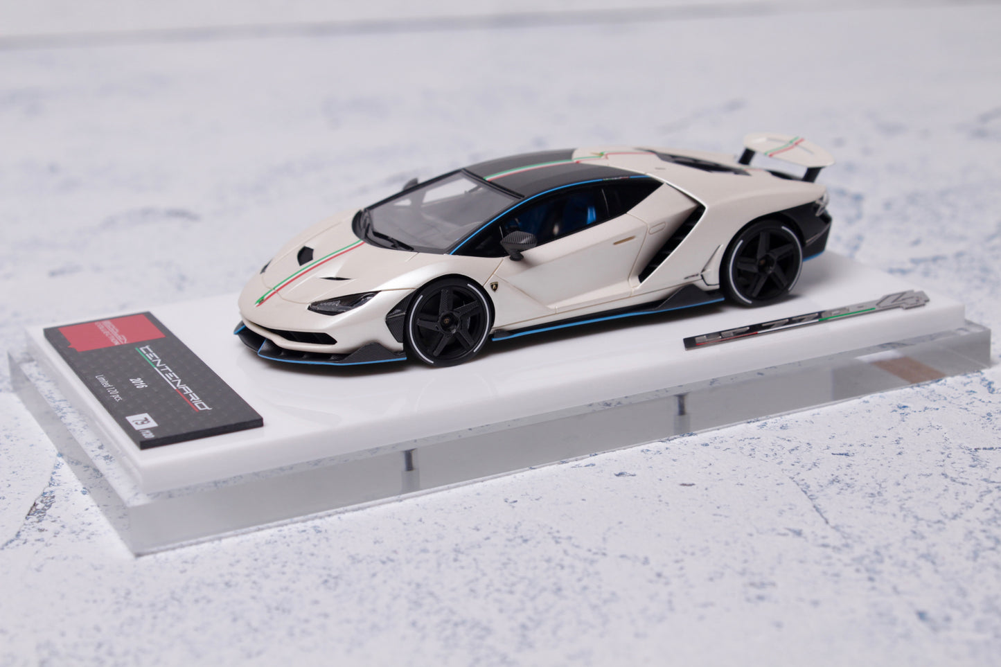 Lamborghini Centenario LP770-4 2016 Rear Wing up in Bianco Banopus — 03