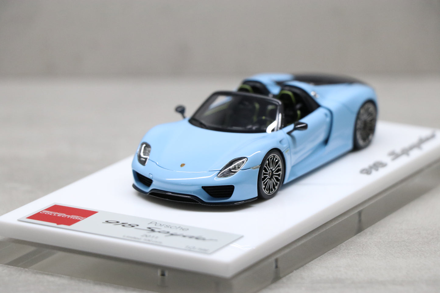 Porsche 918 Spyder 2011 in Gulf Blue — 03