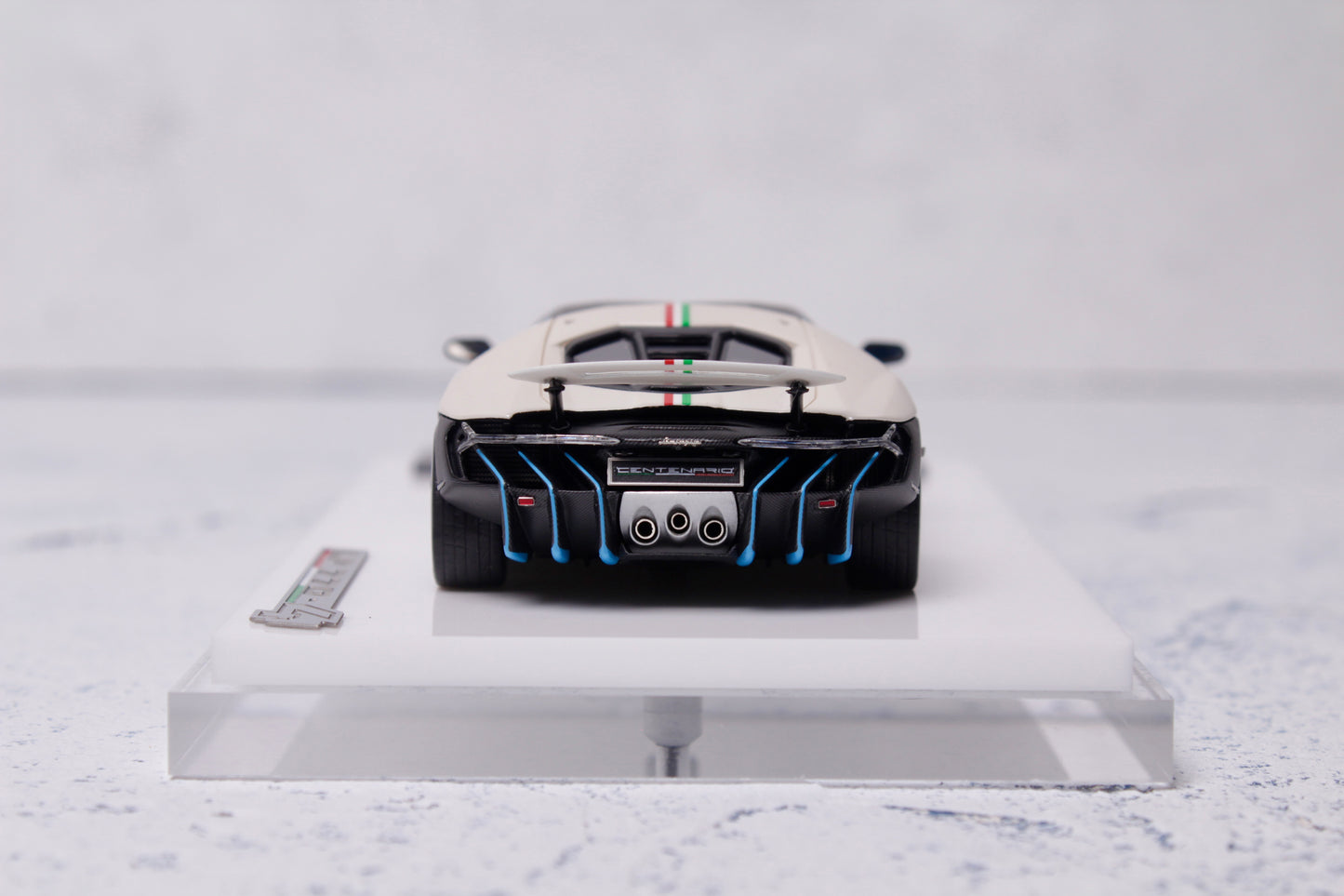 Lamborghini Centenario LP770-4 2016 Rear Wing up in Bianco Banopus — 05