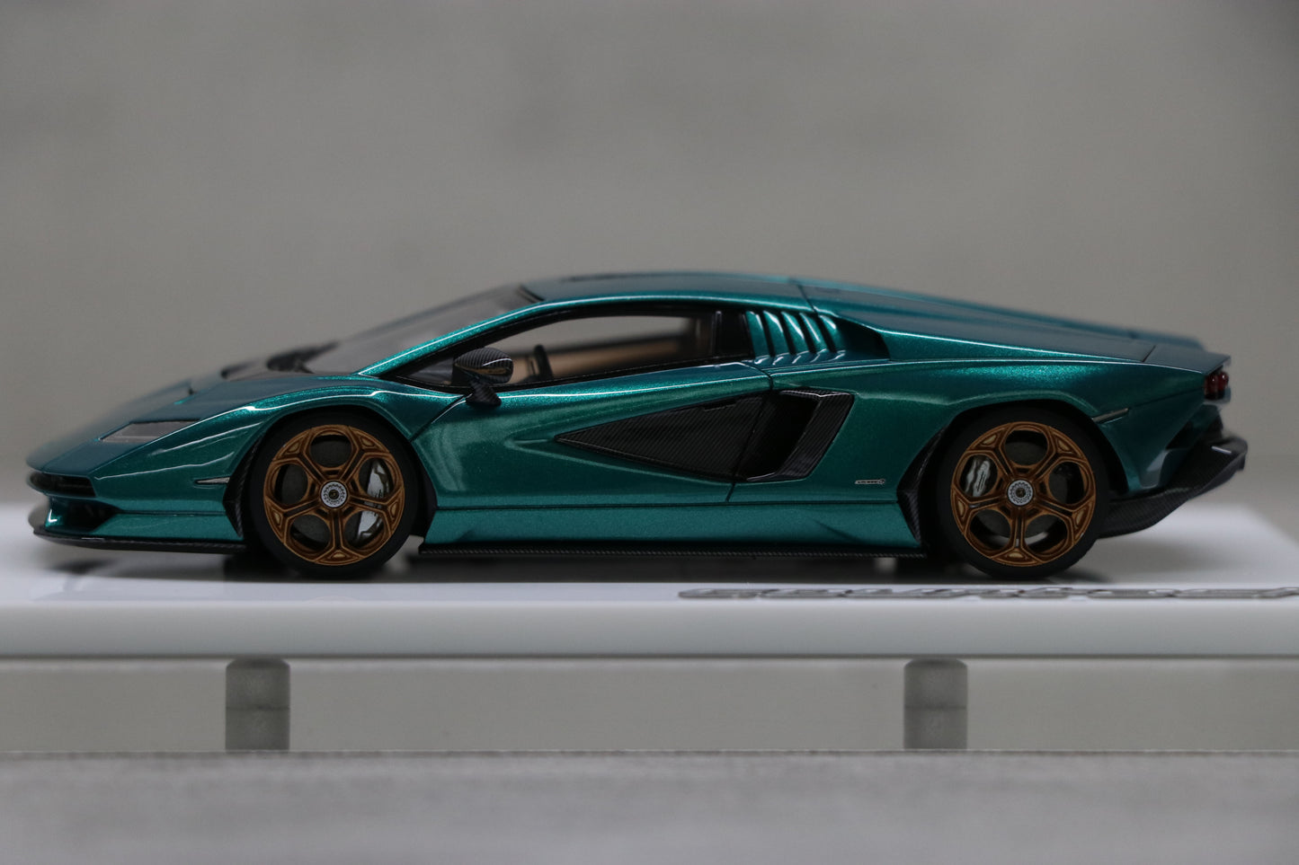 Make Up Eidolon Lamborghini Countach LPI 800-4 2022 in Verde Abete