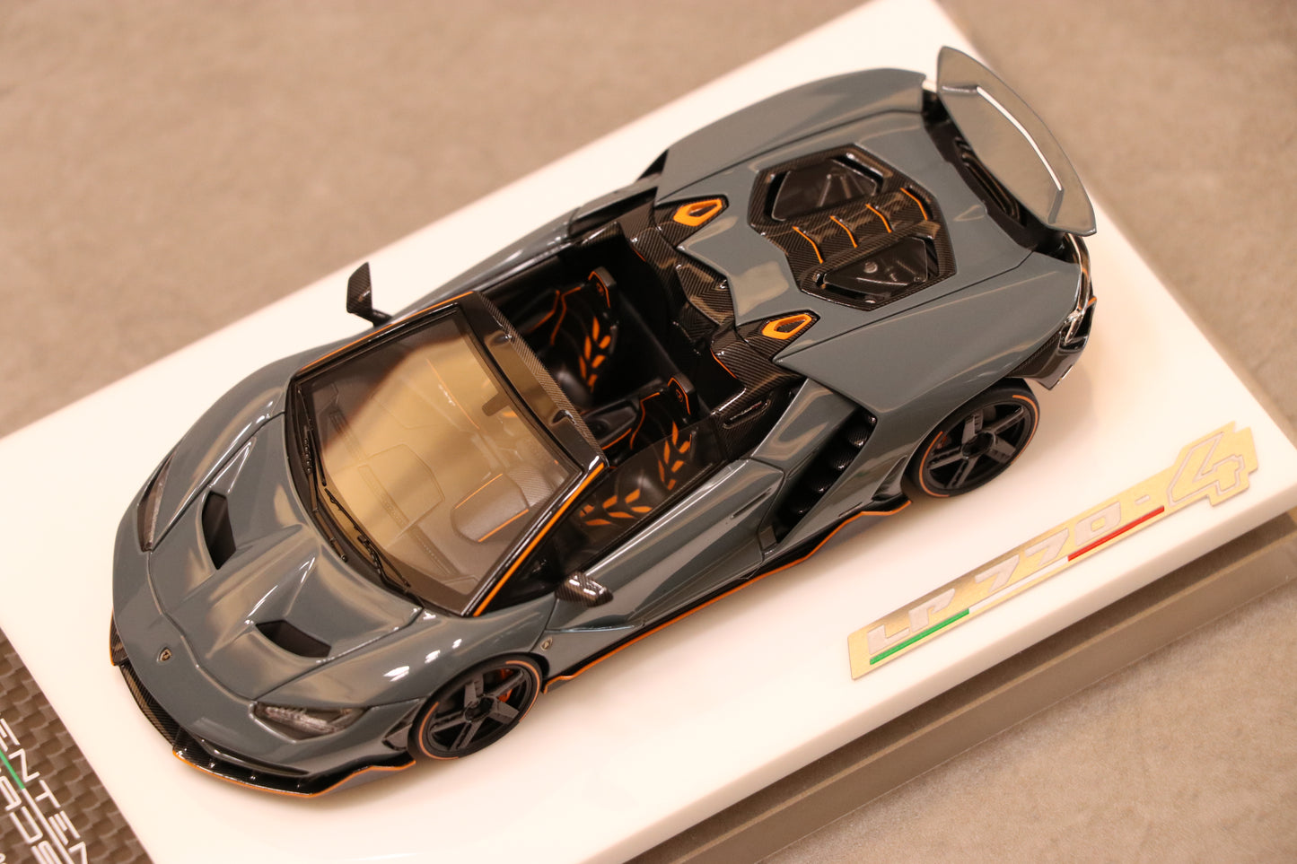Make Up Eidolon Lamborghini Centenario Roadster LP770-4 2016 Rear Wing up in Grigio Telesto