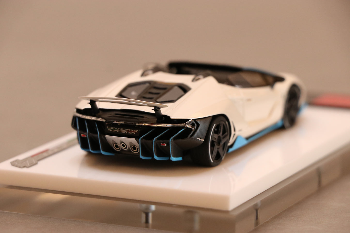 Make Up Eidolon Lamborghini Centenario Roadster LP770-4 2016 Rear Wing up in Balloon White