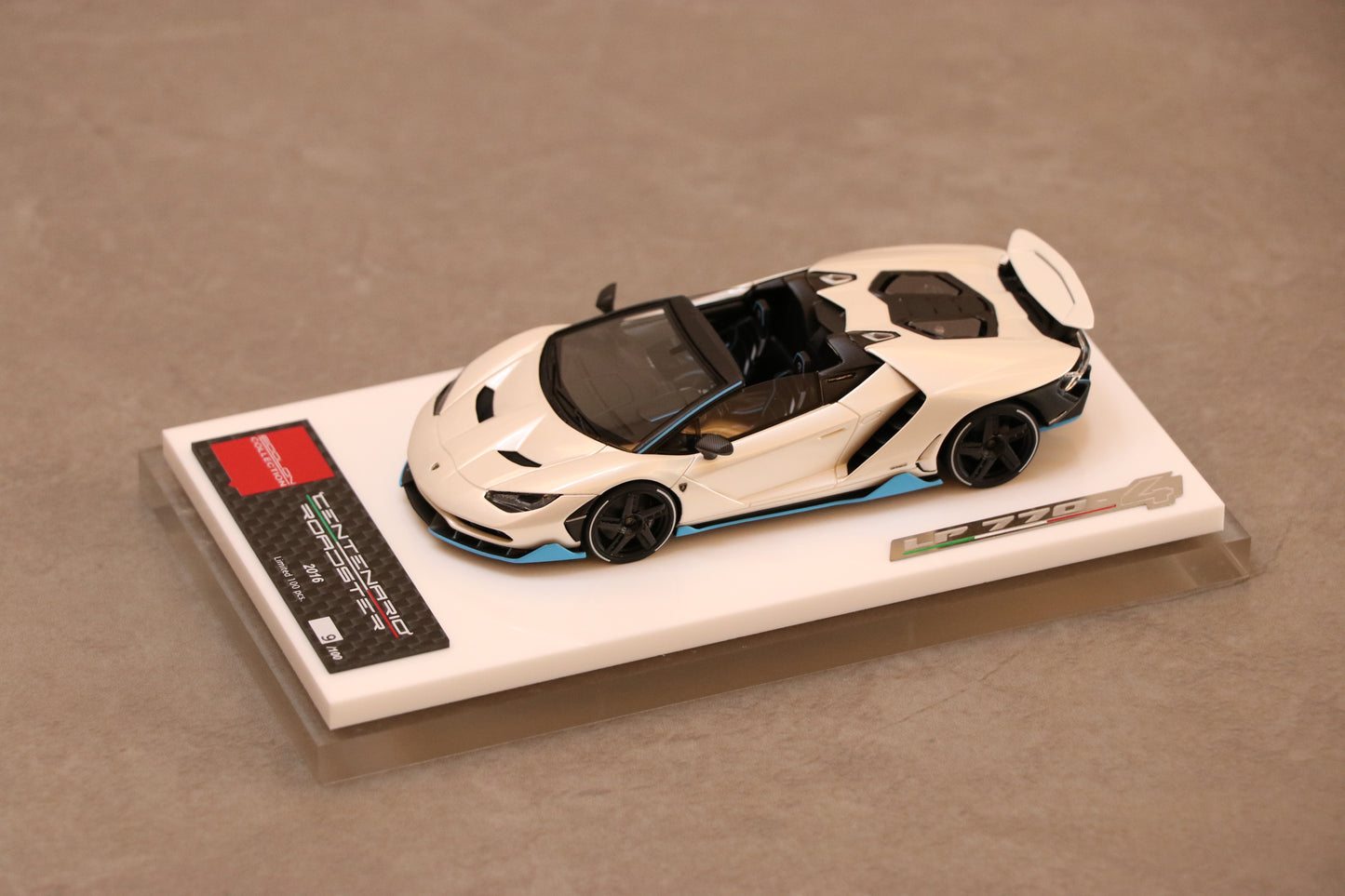 Make Up Eidolon Lamborghini Centenario Roadster LP770-4 2016 Rear Wing up in Balloon White