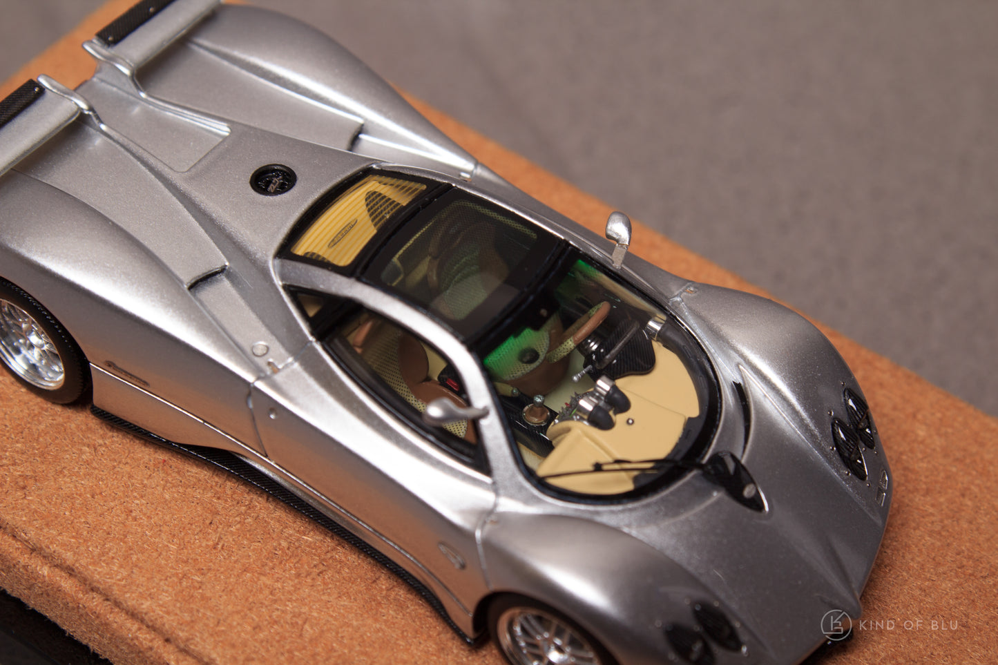 Pagani Zonda C12S in Grigio Montecarlo 1:64 — fg 64 zondac12s a 4