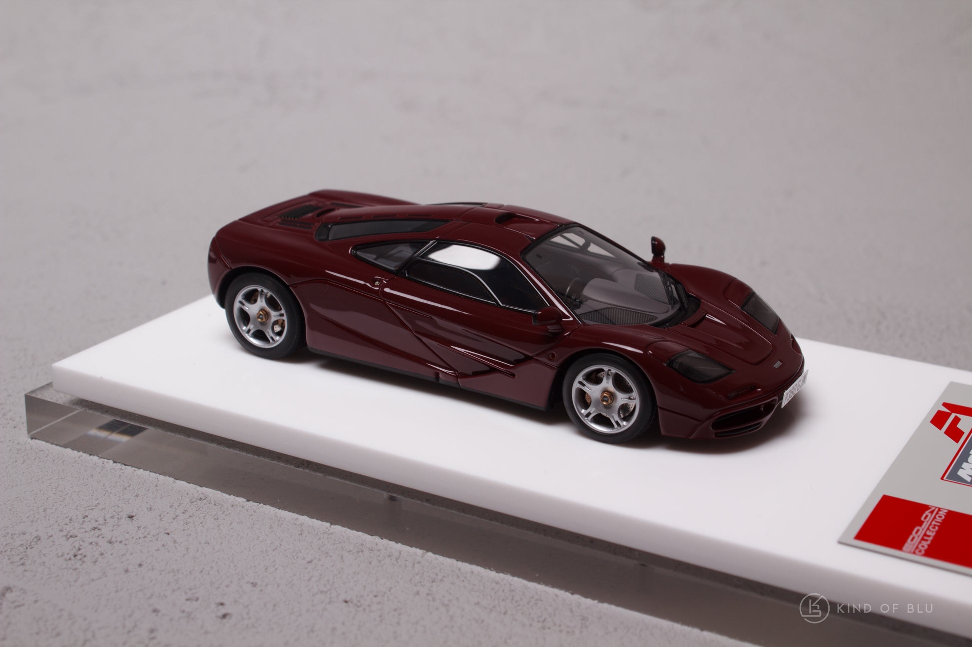 McLaren F1 Roadcar 1994 in Dark Burgundy - em748g 5