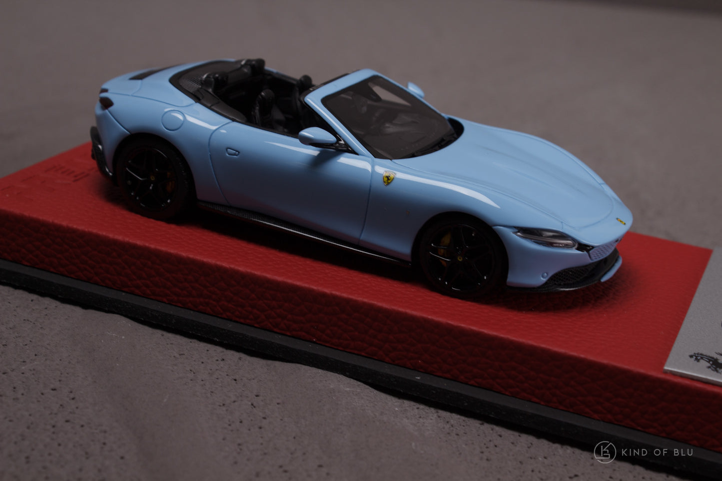 Ferrari Roma Spider in Azzurro La Plata (Premium Series) - bbrc282su31 5