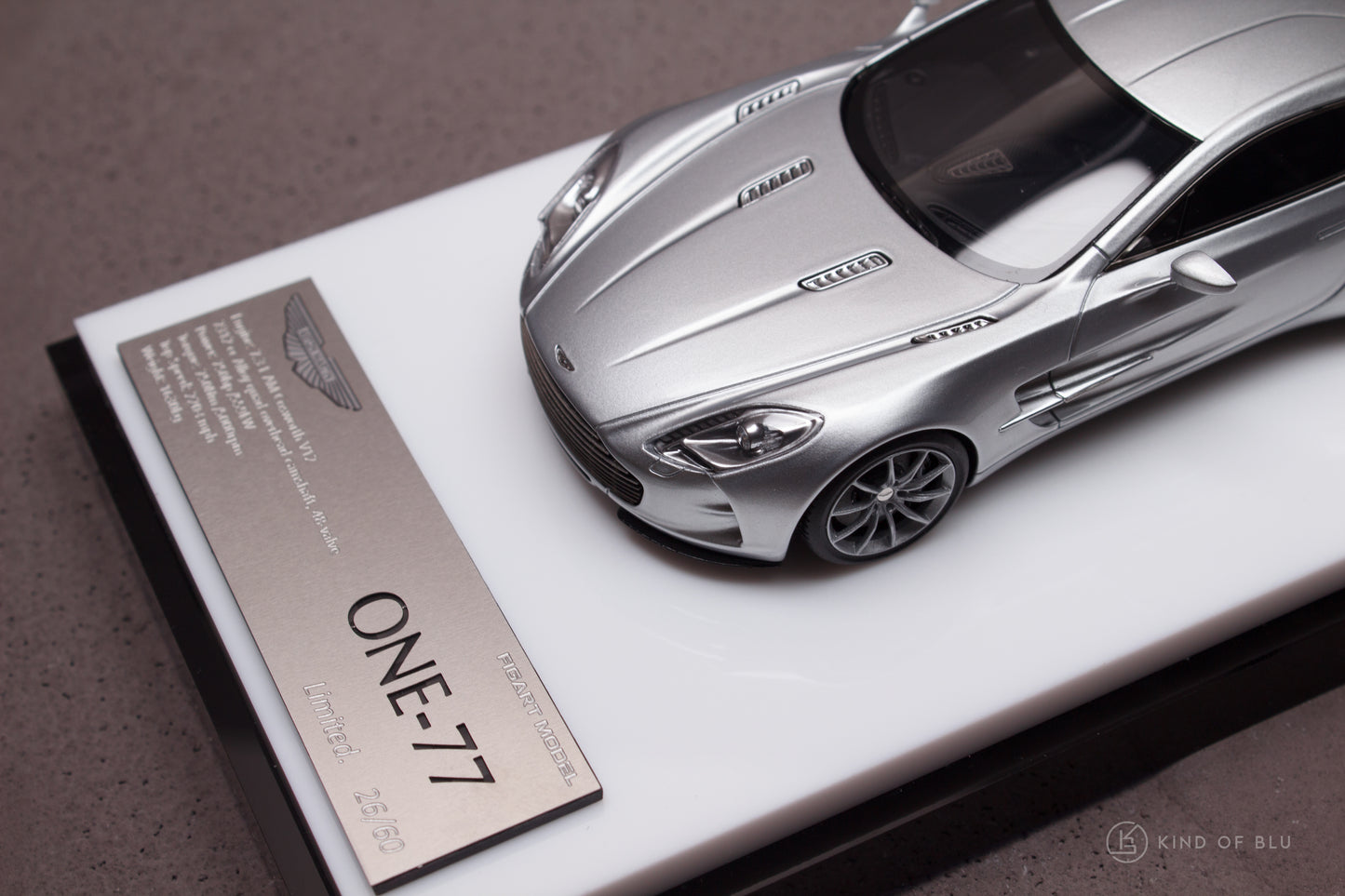 Aston Martin One-77  in Lightning Silver — f 1