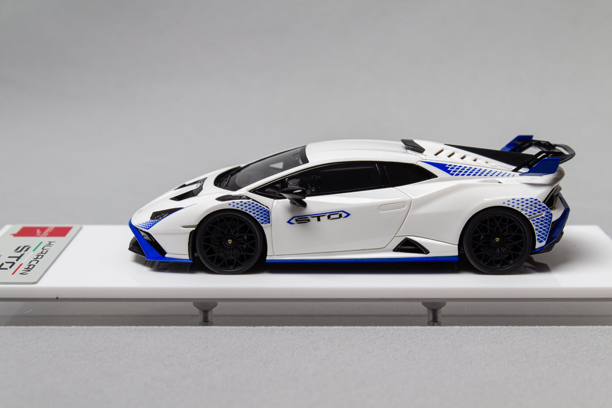 Lamborghini Huracan STO 2021 - EM737G 2