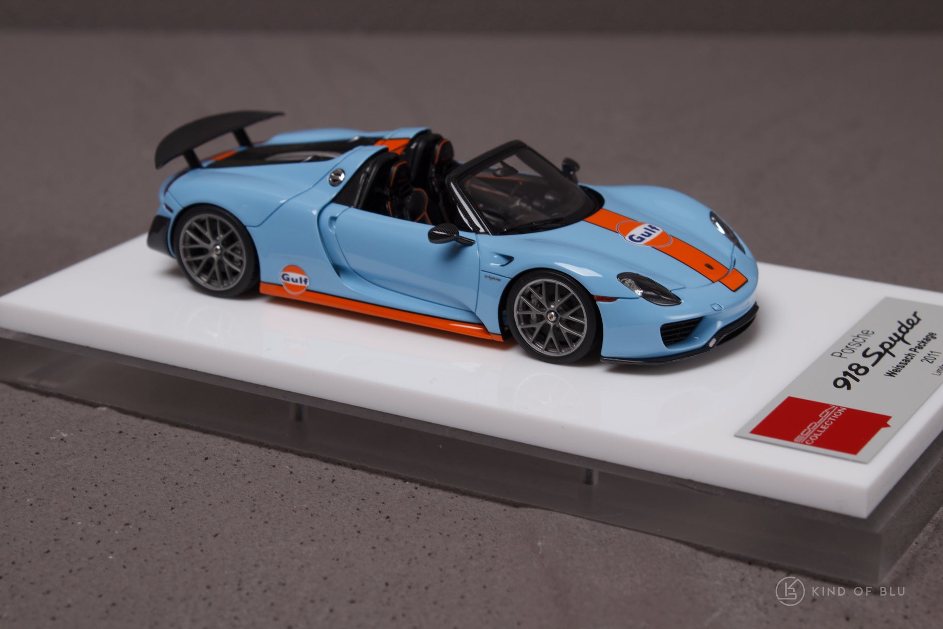 Porsche 918 Spyder weissach package 2011 Rear Wing up in Gulf Livery — em812b 4