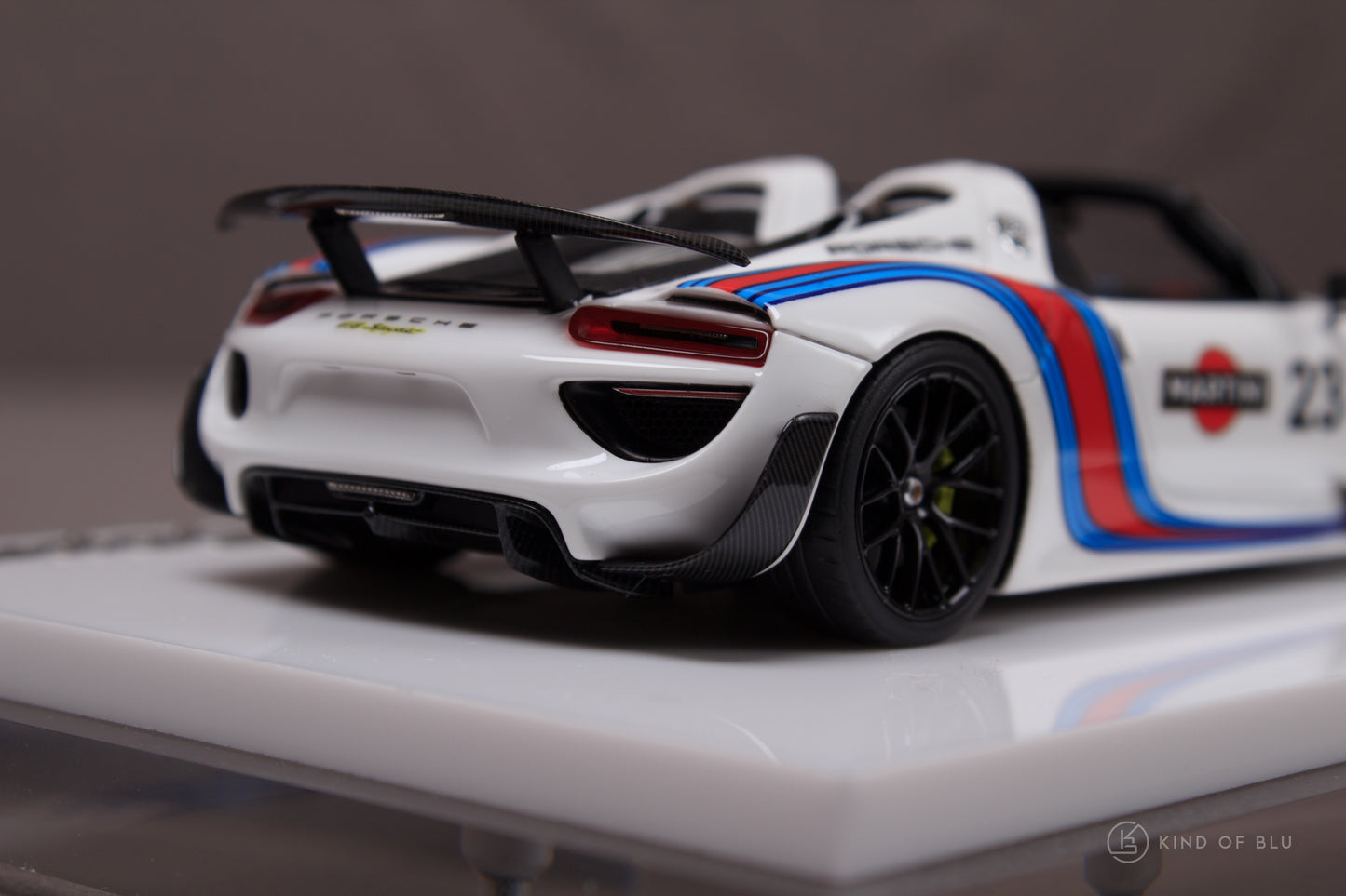 Porsche 918 Spyder weissach package 2011 Rear Wing up in Martini Livery — em812a 6