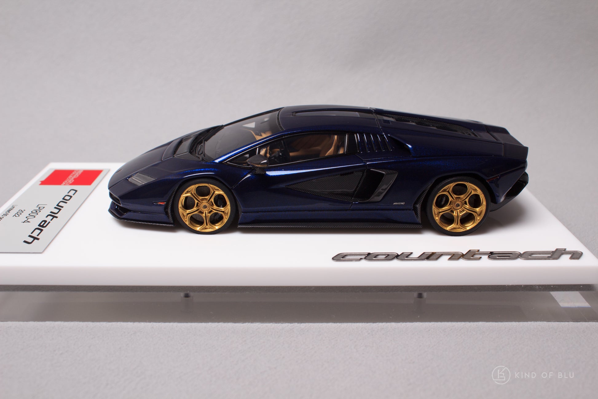 Lamborghini Countach LPI 800-4 2022 in Blu Acapulco - em740i 2