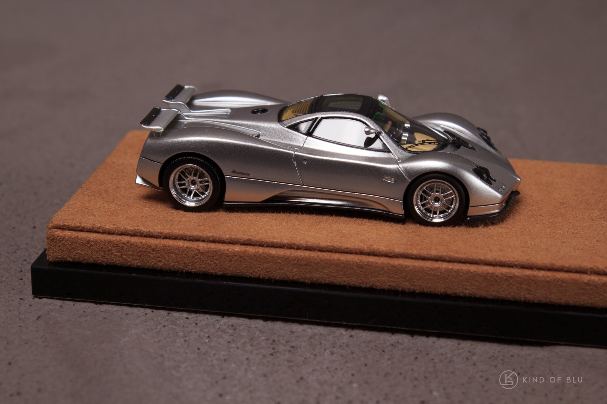 Pagani Zonda C12S in Grigio Montecarlo 1:64 — fg 64 zondac12s a 2