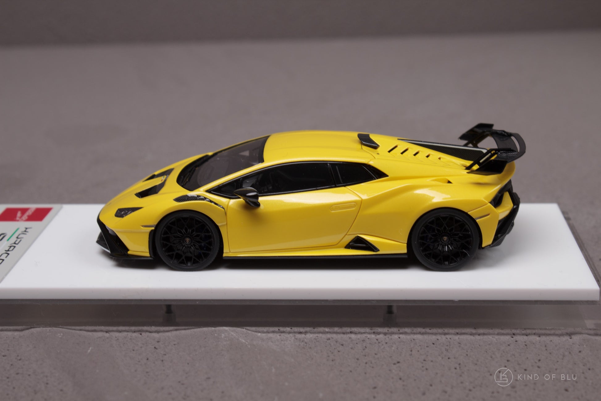 Lamborghini Huracan STO 2021 - EM737C 2