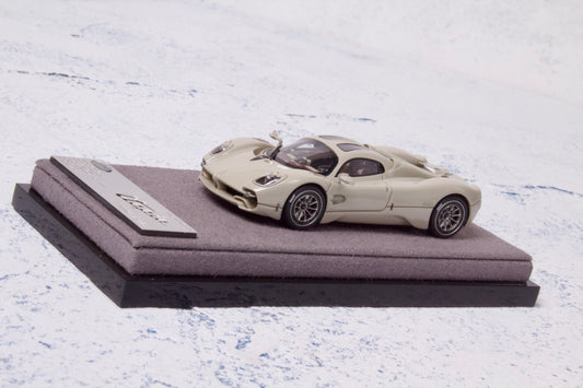 Pagani Utopia in Grigio Rinascimento — 01