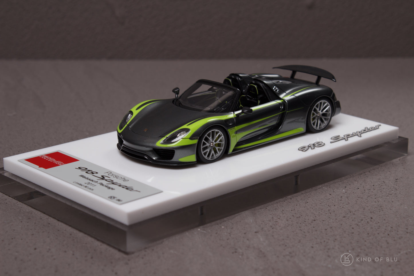 Porsche 918 Spyder weissach package 2011 Rear Wing up in Meteor Grey Metallic & Salzburg Livery — em812c 3