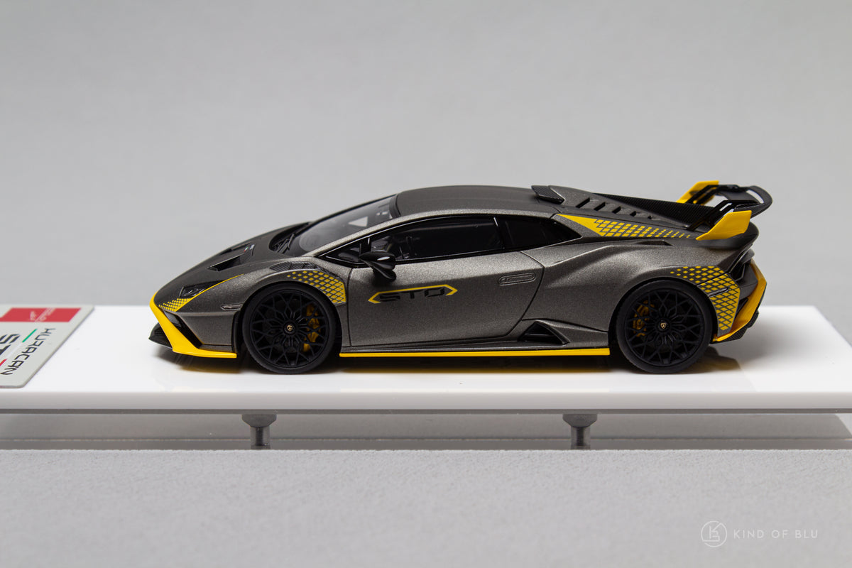 Lamborghini Huracan STO 2021 - EM737F 2