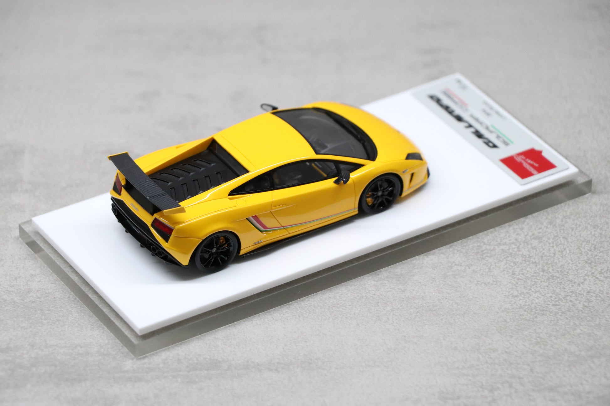 Lamborghini Gallardo LP570-4 Squadra Corse 2014 in Giallo Midas — 05