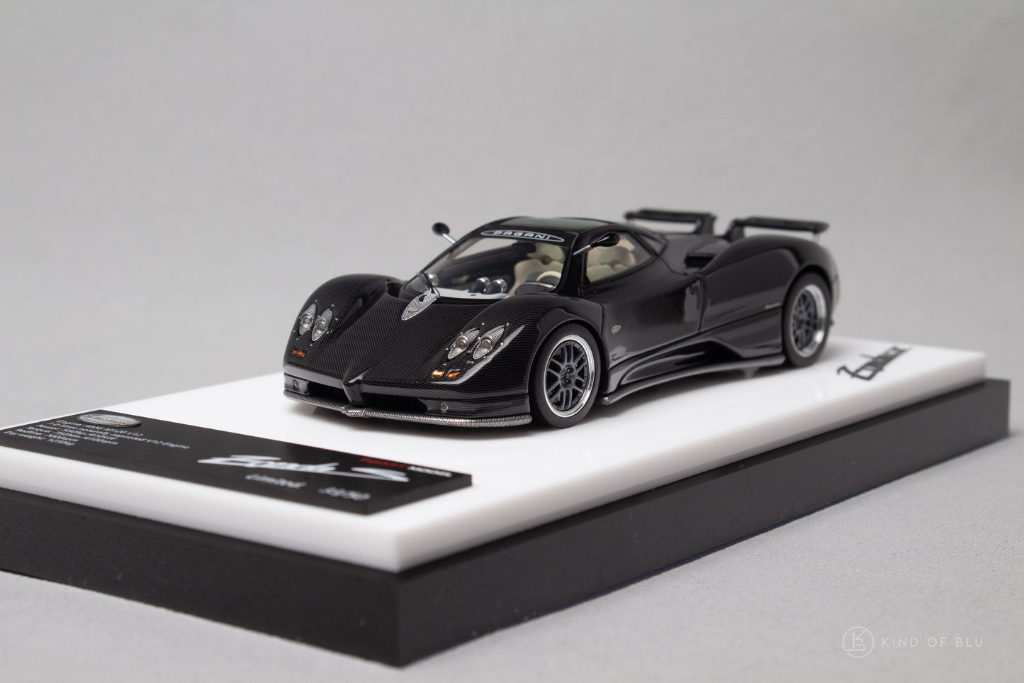Pagani Zonda C12S in Full Black Carbon - lg430003g 3
