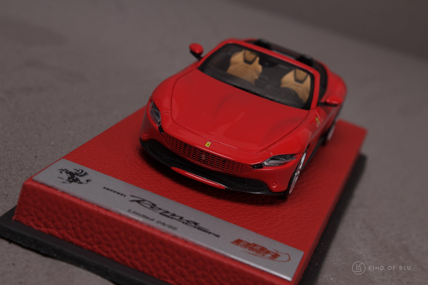 Ferrari Roma Spider in Rosso Corsa (Premium Series) - bbrc282bpre 4