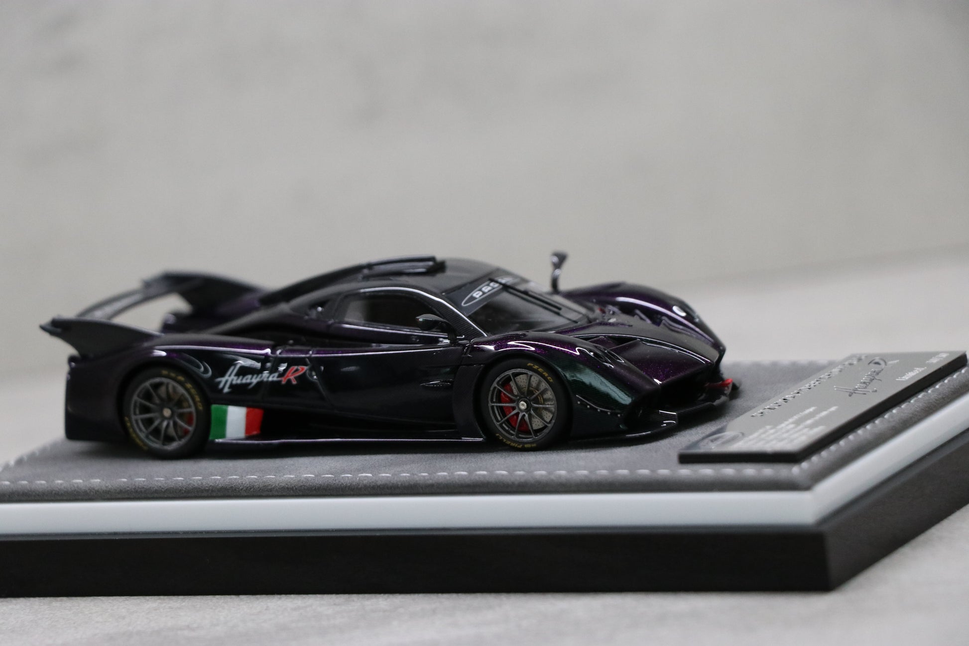 Pagani Huayra R in Andromeda — fba53a6c819b2f8462c465967f57e57c