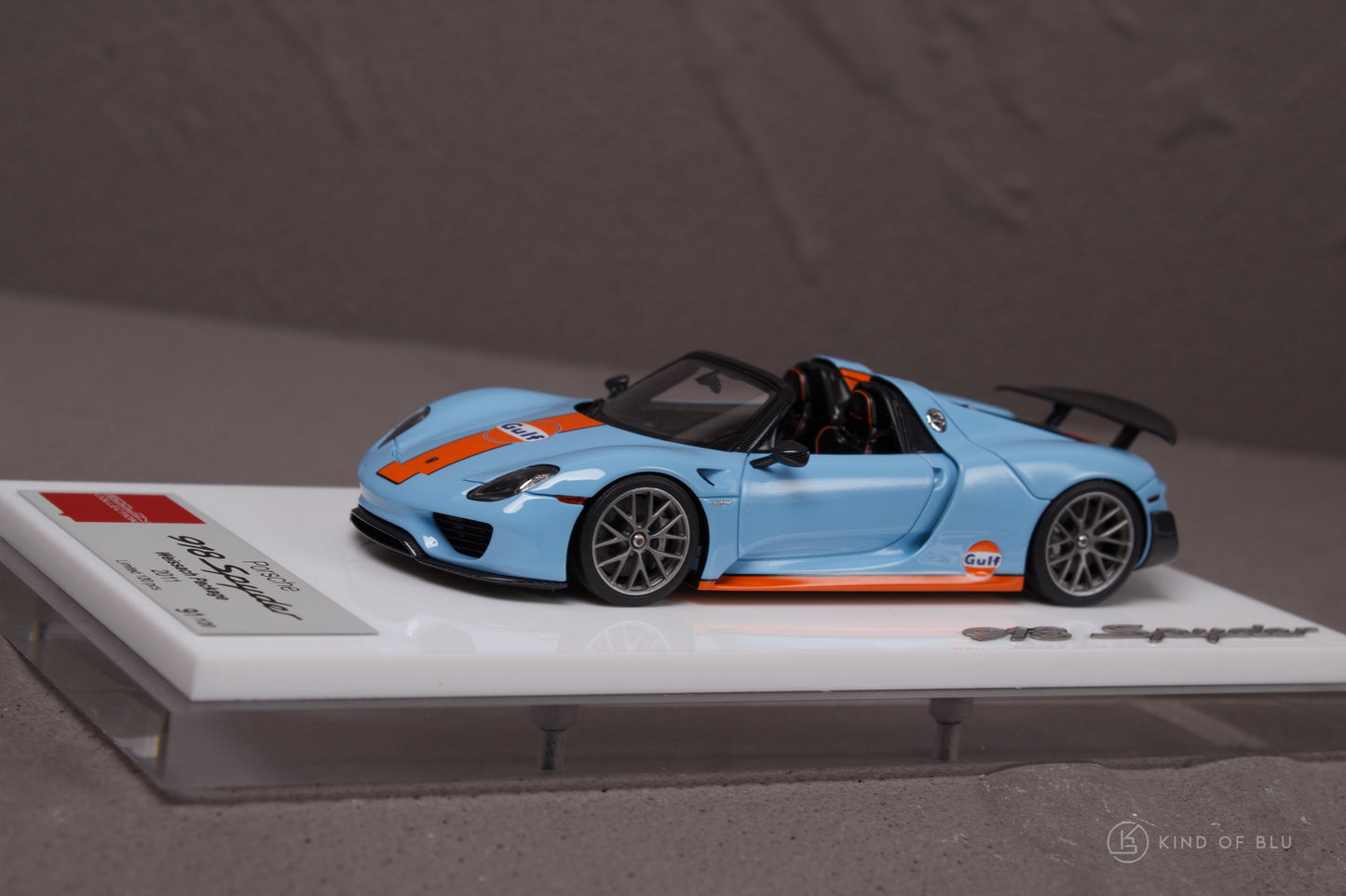 Porsche 918 Spyder weissach package 2011 Rear Wing up in Gulf Livery — em812b 8