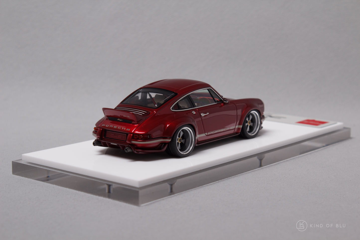 Singer 911 DLS in Cherry Red Metallic - 1 4