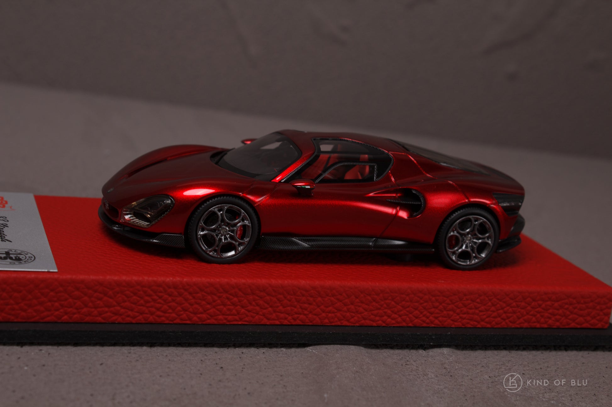 Alfa Romeo 33 Stradale in Rosso Villa D'Este — bbrc317apre 9