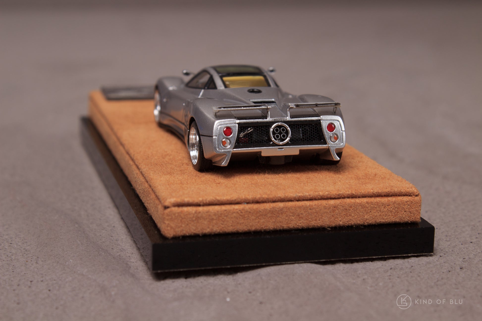 Pagani Zonda C12S in Grigio Montecarlo 1:64 — fg 64 zondac12s a 6