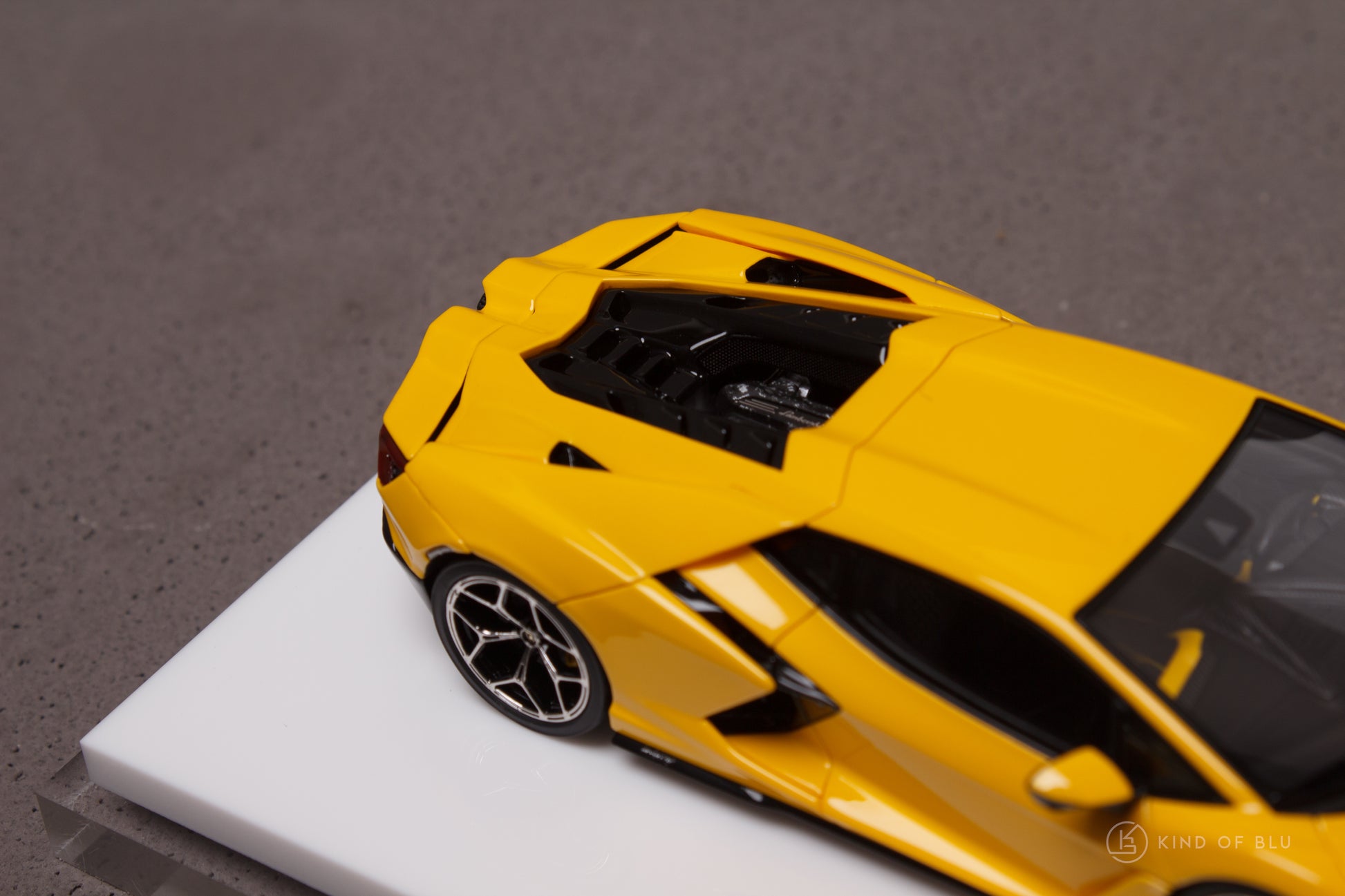 Lamborghini Revuelto 2024 (ALTANERO Wheel) in Giallo Auge — em739c 11