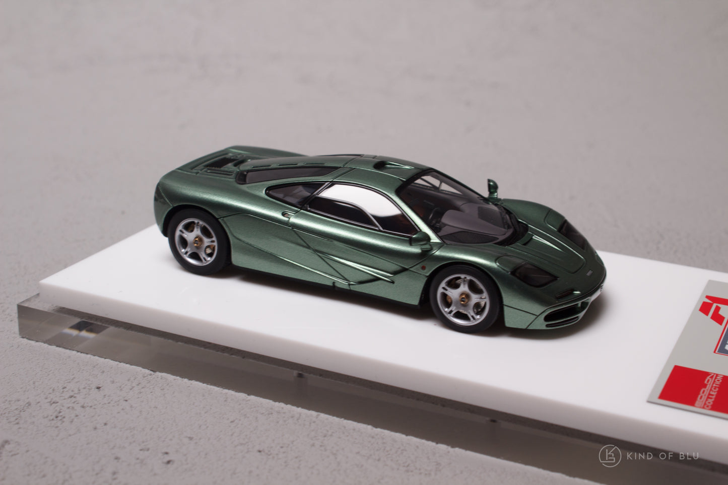 McLaren F1 Roadcar 1994 in Genesis Green Metallic - em748j 5