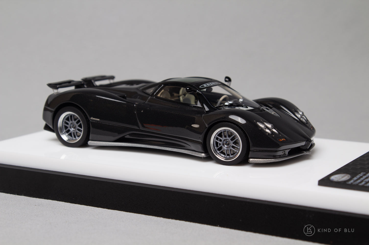 Pagani Zonda C12S in Full Black Carbon - lg430003g 5