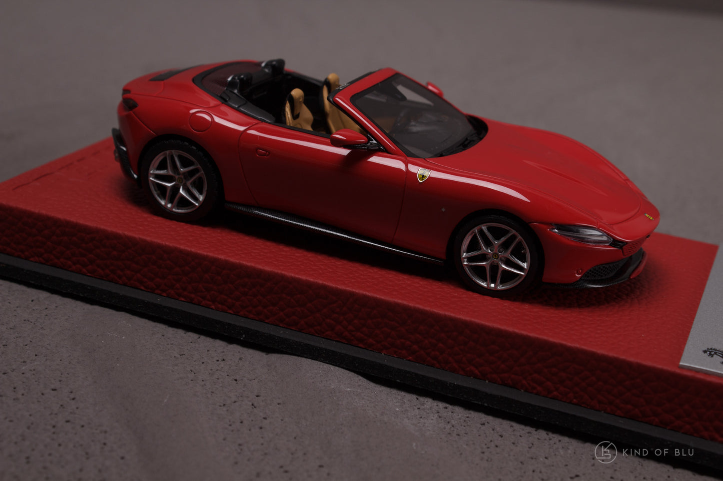 Ferrari Roma Spider in Rosso Corsa (Premium Series) - bbrc282bpre 5
