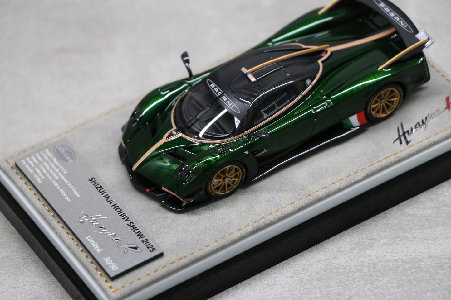 Pagani Huayra R in Transparent Verde Smeraldo — 01