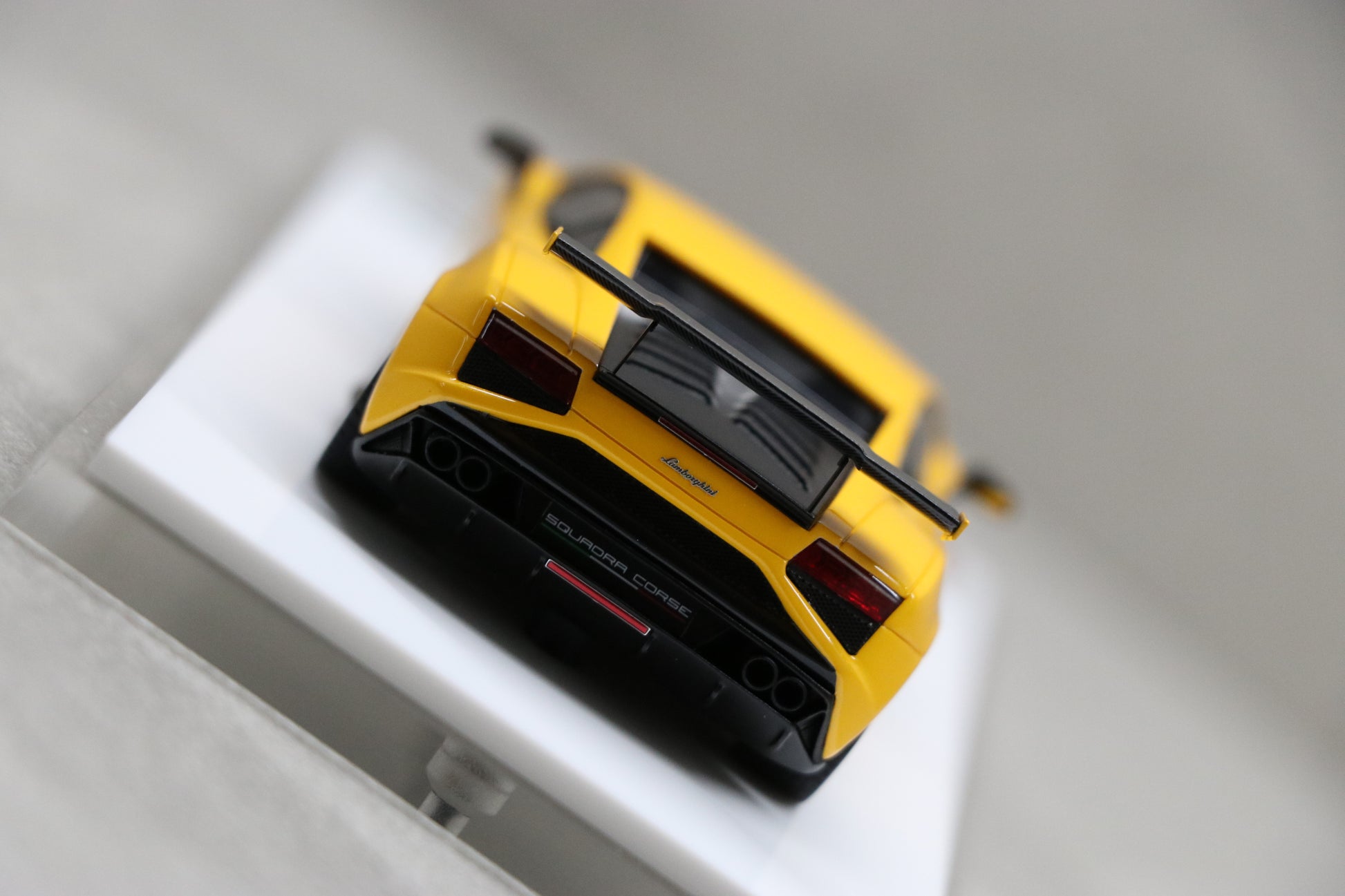 Lamborghini Gallardo LP570-4 Squadra Corse 2014 in Giallo Midas — a18182e2c5d7878c07076d678fc1b2ff