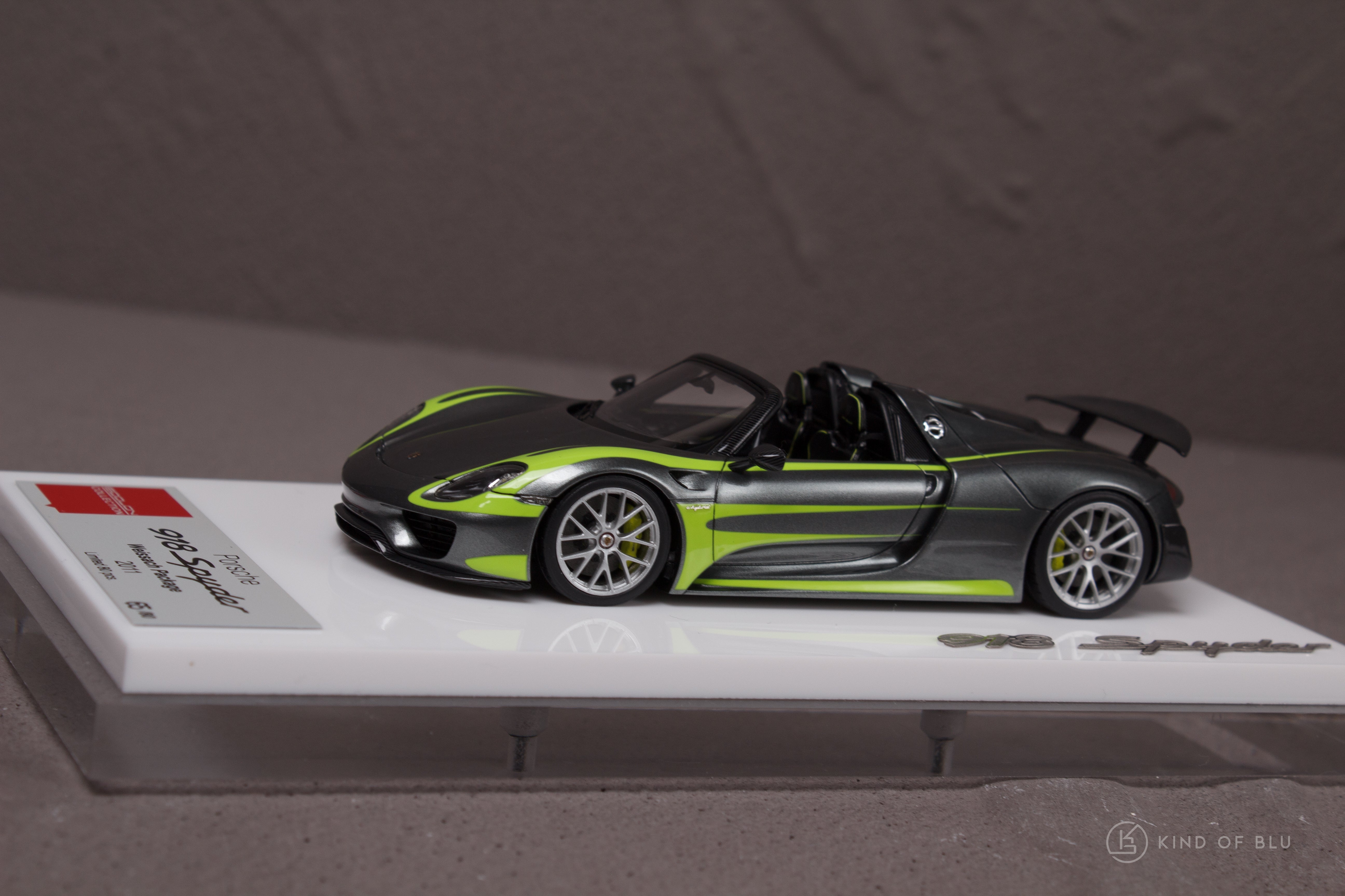 Porsche 918 Spyder weissach package 2011 Rear Wing up in Meteor