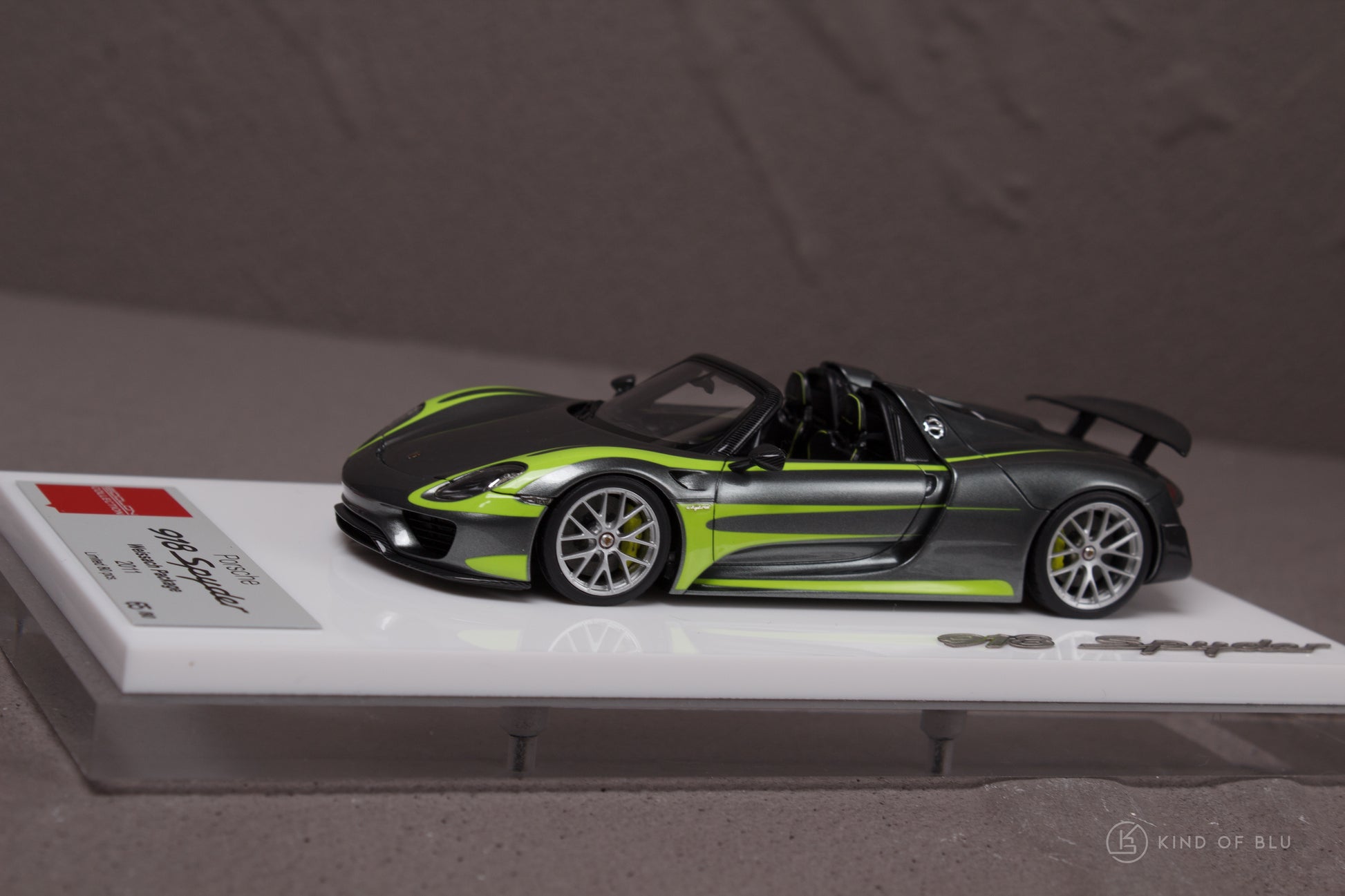 Porsche 918 Spyder weissach package 2011 Rear Wing up in Meteor Grey Metallic & Salzburg Livery — em812c 8
