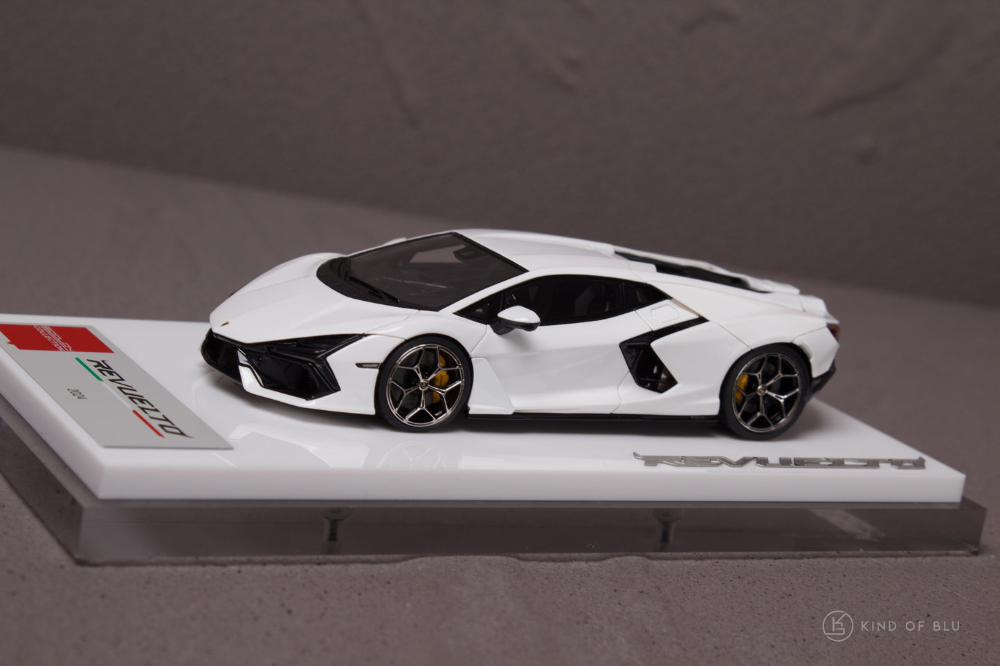 Lamborghini Revuelto 2024 (ALTANERO Wheel)  in Bianco Monocerus — em739b 08