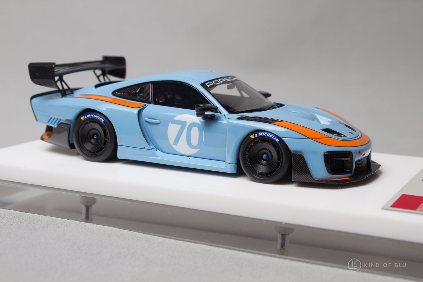 Porsche 935/19 2019 in Gulf Livery - em726b 5