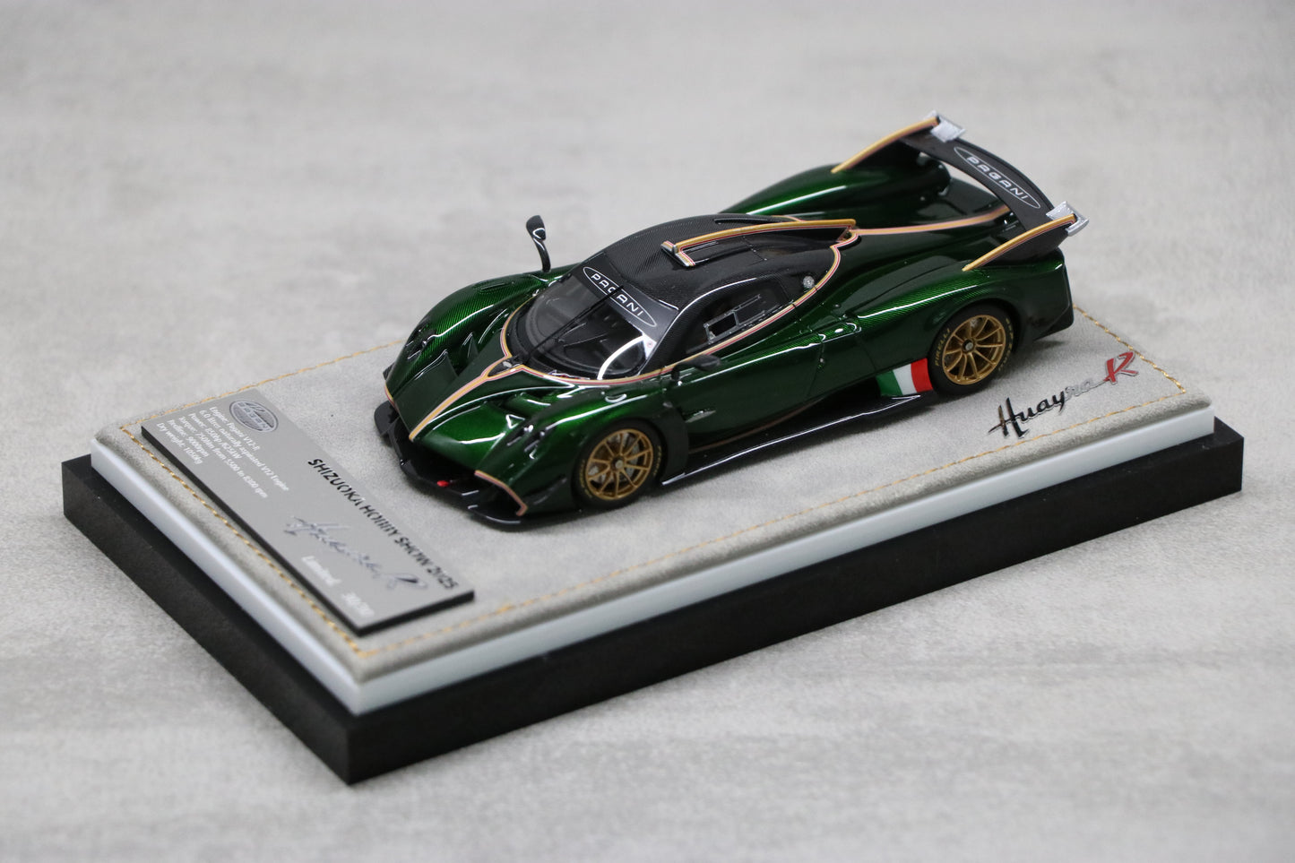 Pagani Huayra R in Transparent Verde Smeraldo — 03