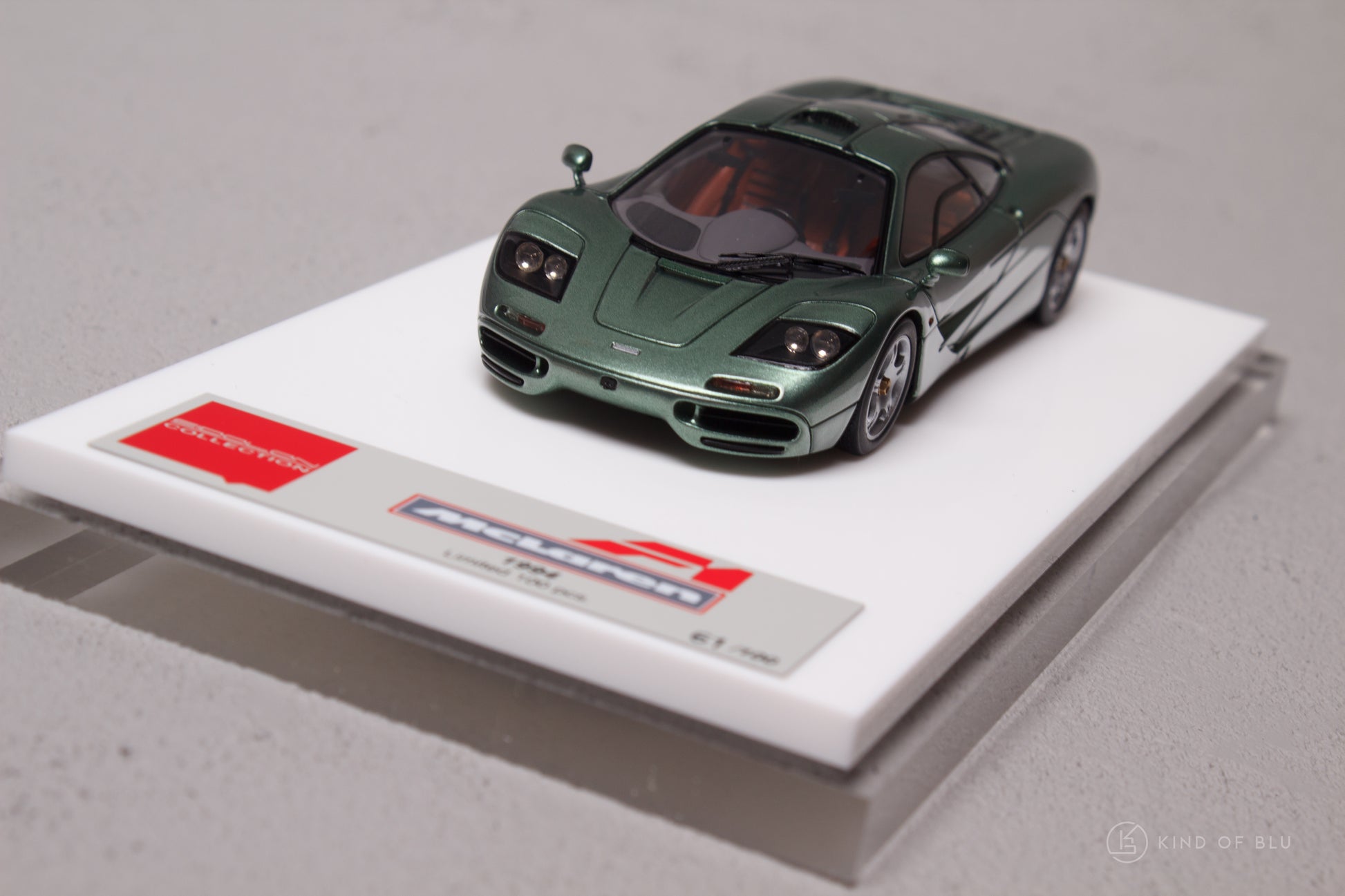 McLaren F1 Roadcar 1994 in Genesis Green Metallic - em748j 6