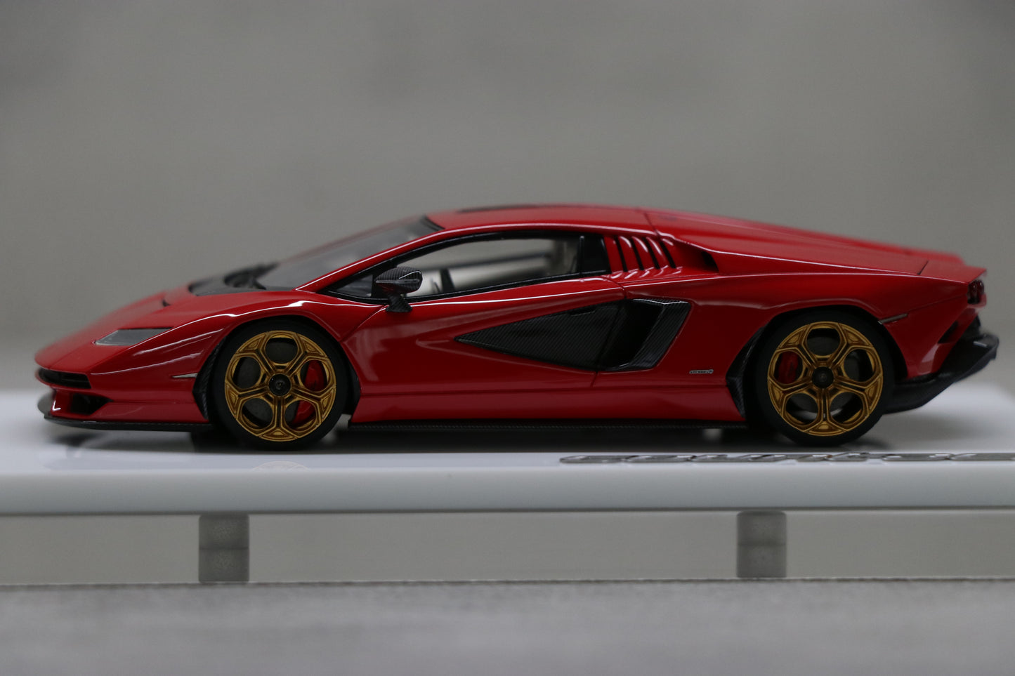 Make Up Eidolon Lamborghini Countach LPI 800-4 2022 in Rosso