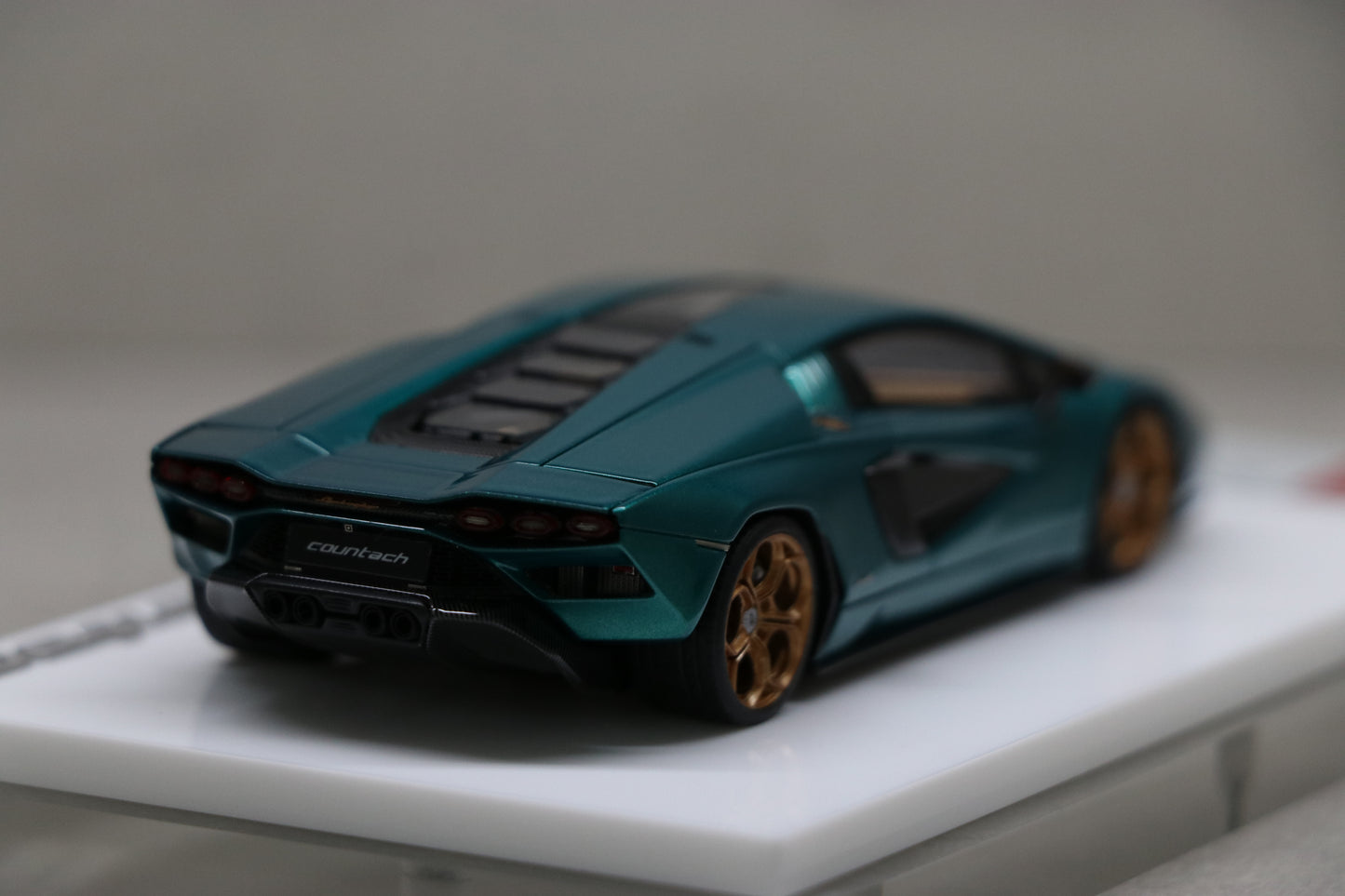Make Up Eidolon Lamborghini Countach LPI 800-4 2022 in Verde Abete