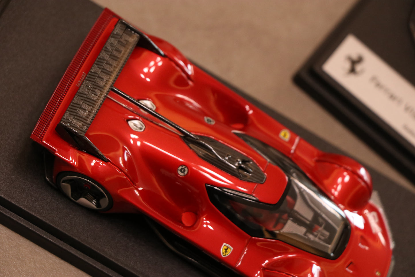 Ferrari Vision Gran Turismo 1:43 in Rosso Magma