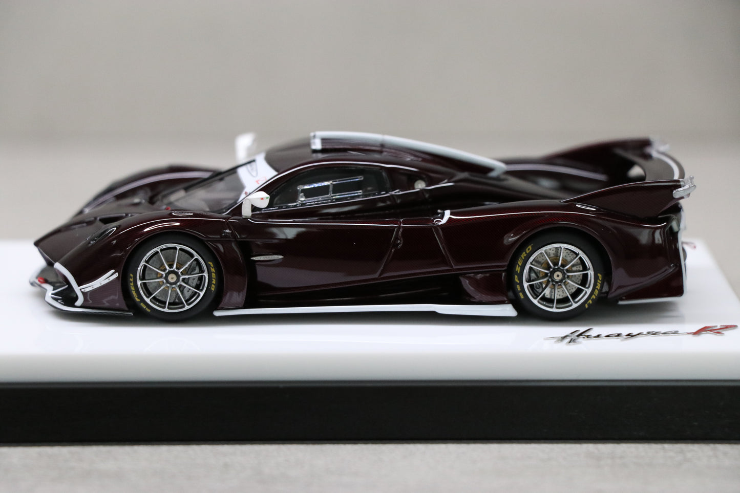 Figart Model Pagani Huayra R in Full Red Carbon