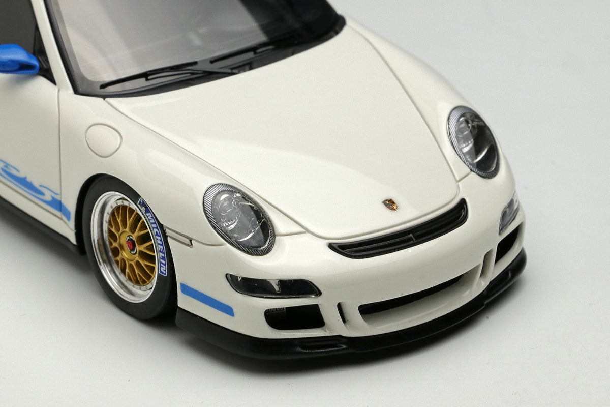 Make Up EIDOLON 1:43 Porsche 911 (997) GT3 RS 2007 (BBS LM Wheel) White with Blue Stripes